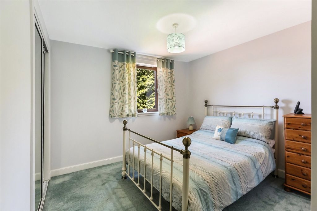 Additional image 5 of 2 bed flat for saleWest King Street, Helensburgh, Argyll And Bute G84