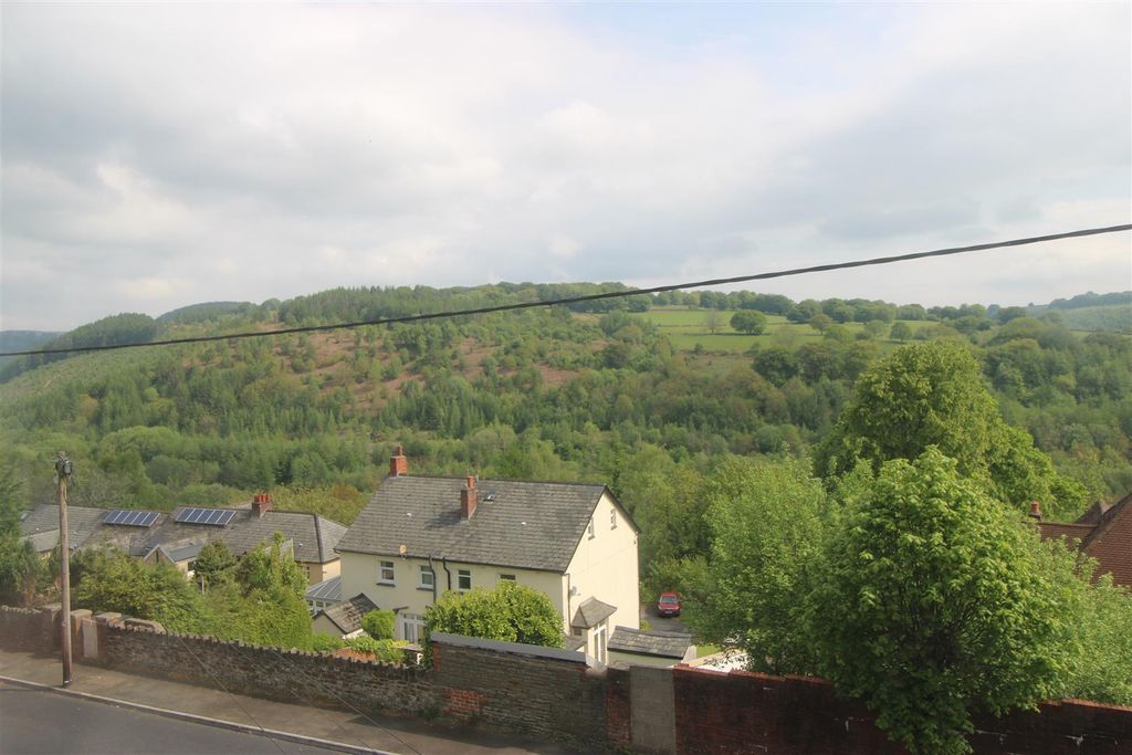 Additional image 10 of 3 bed terraced house to rentAbernant Road, Markham, Blackwood NP12