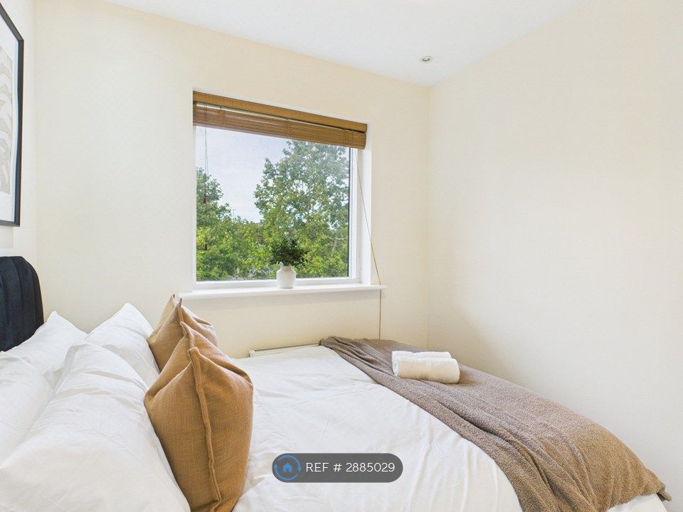 Additional image 17 of 2 bed flat to rentCorinne Court, Cheltenham GL51