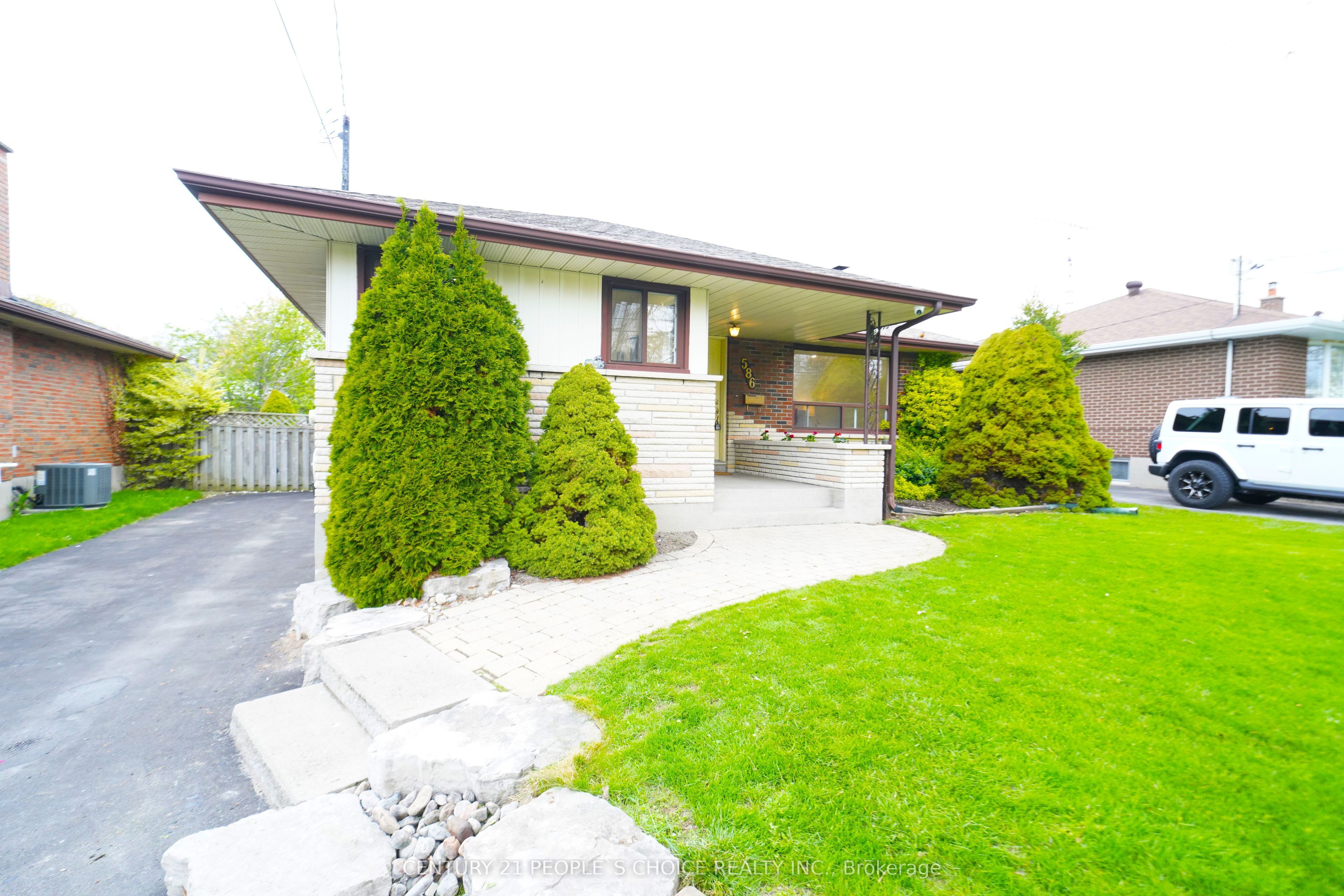 Additional image 2 of 586 Central Pk Boulevard N, Oshawa, ON, L1G 6A4