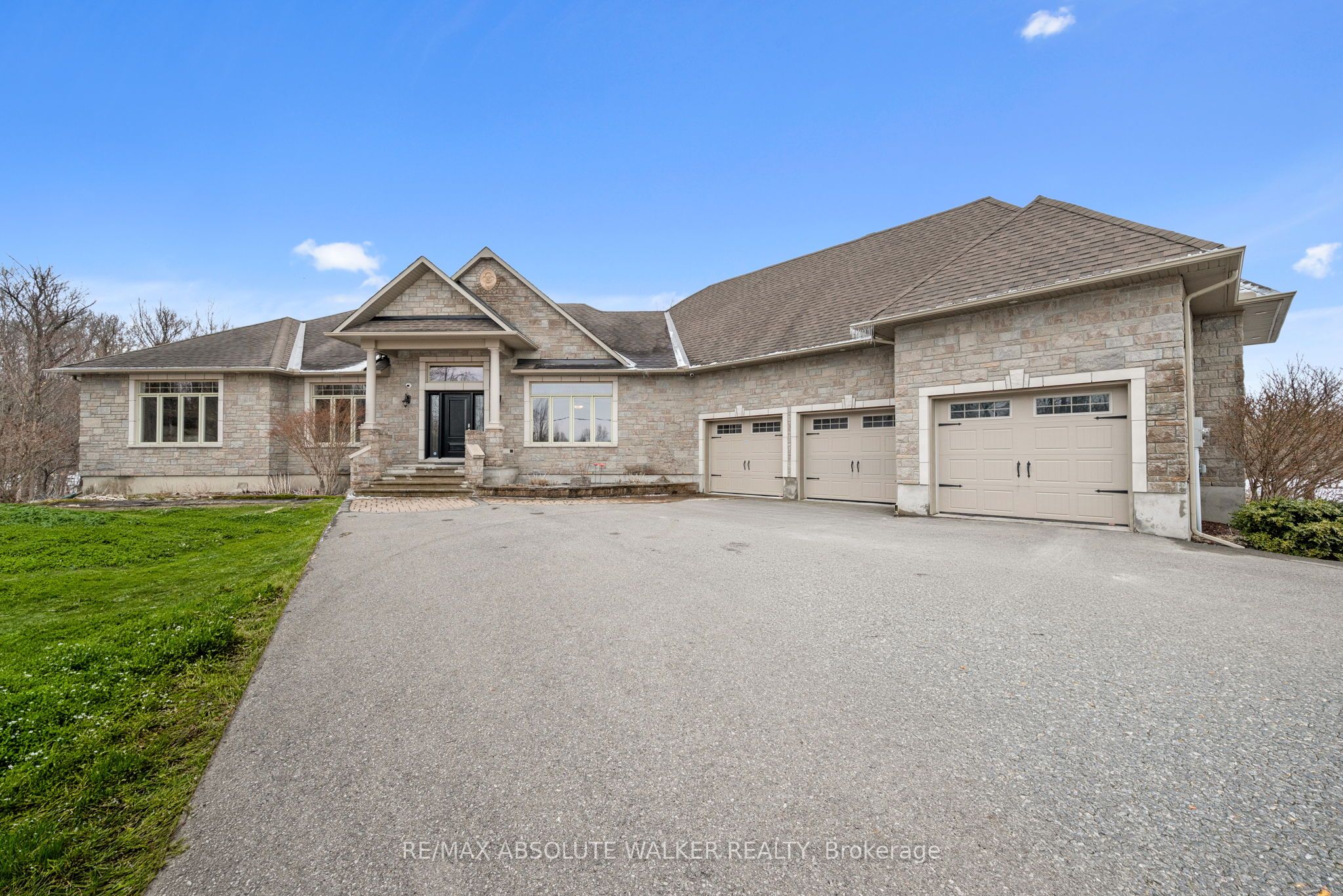 Additional image 2 of 8134 Adam Baker Way, Ottawa, ON, K0A 2P0