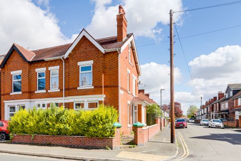 College Street, Long Eaton NG10