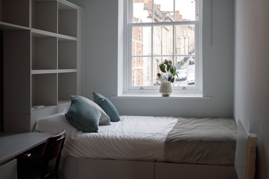 3 bed shared accommodation to rentPark Street, Bristol BS1