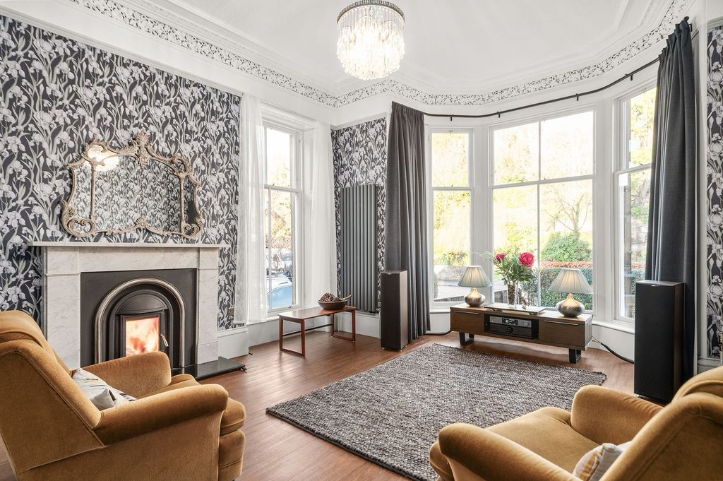 Additional image 3 of 2 bed flat for sale'bellmoir', Henderson Street, Bridge Of Allan FK9