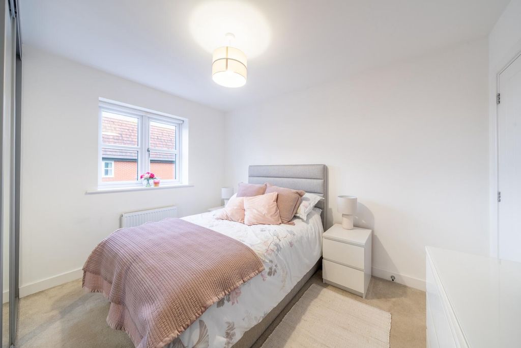 Additional image 9 of 4 bed detached house for saleAlbertine Gardens, Edwalton, Nottingham NG12