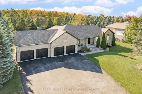 Additional image 8 of 39 Vanderpost Crescent, Essa, ON, L0L 2N0