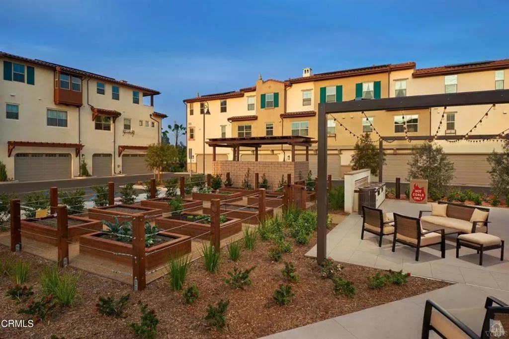 Additional image 2 of 201 Westpark Court Unit A, Camarillo, CA 93012