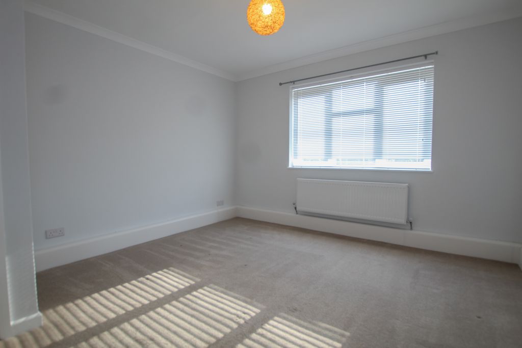 Additional image 7 of 2 bed flat to rentStroud Green, Newbury RG14