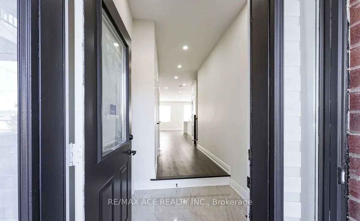 Additional image 6 of 203 Raleigh Avenue, Toronto, ON, M1K 1A5