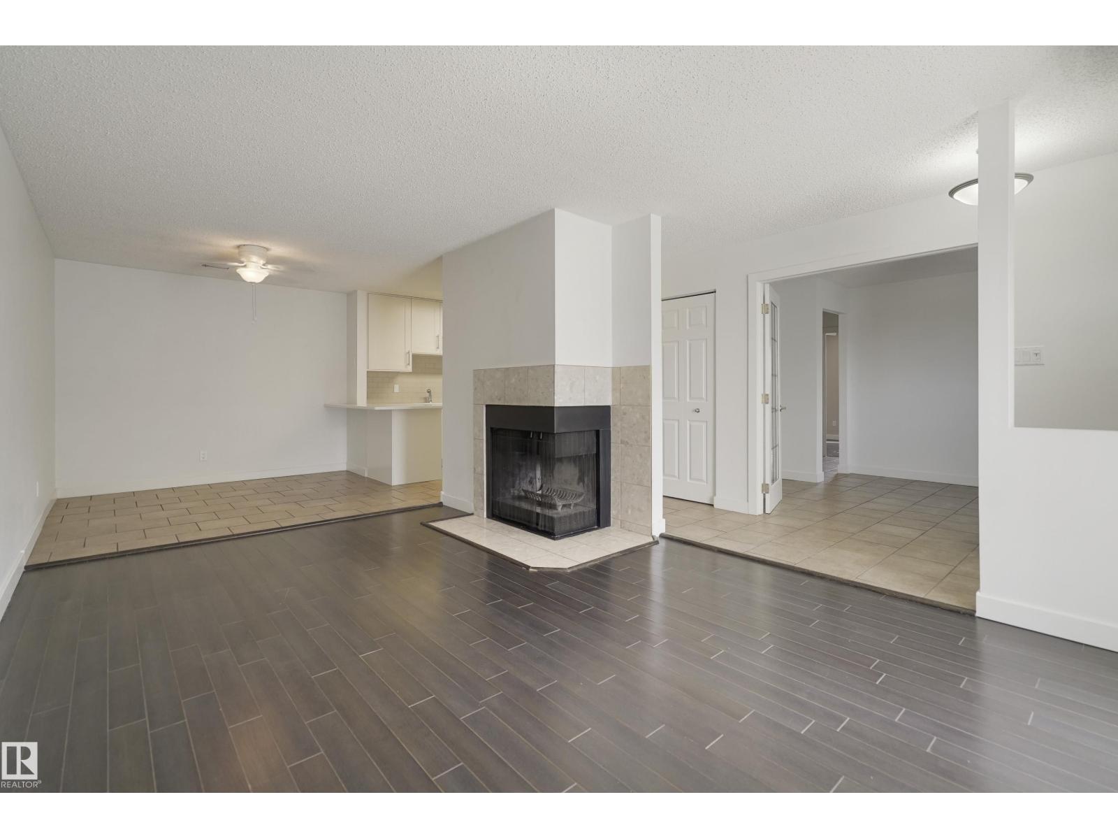 Additional image 4 of 54-2204 118 Street NW, Edmonton, AB, T6J5K2