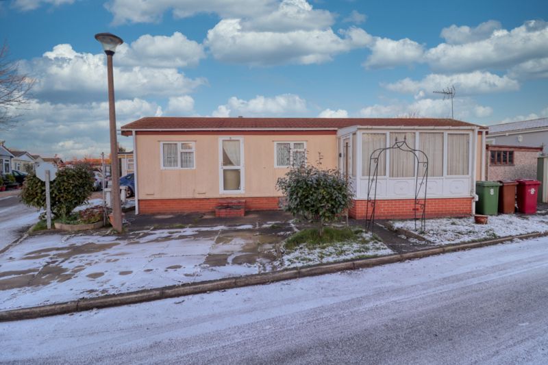 Additional image 2 of 2 bed mobile/park home for saleAcacia Avenue, Scunthorpe DN15