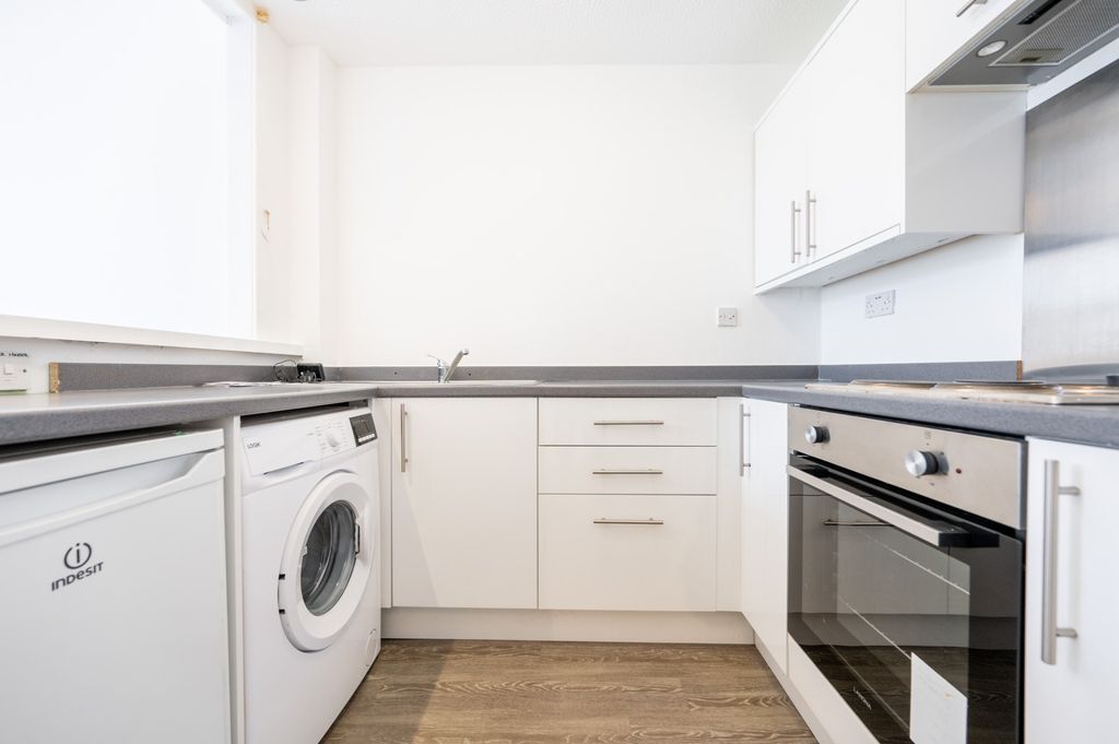 Additional image 5 of 2 bed flat to rentBruce Street, Clydebank, Glasgow G81