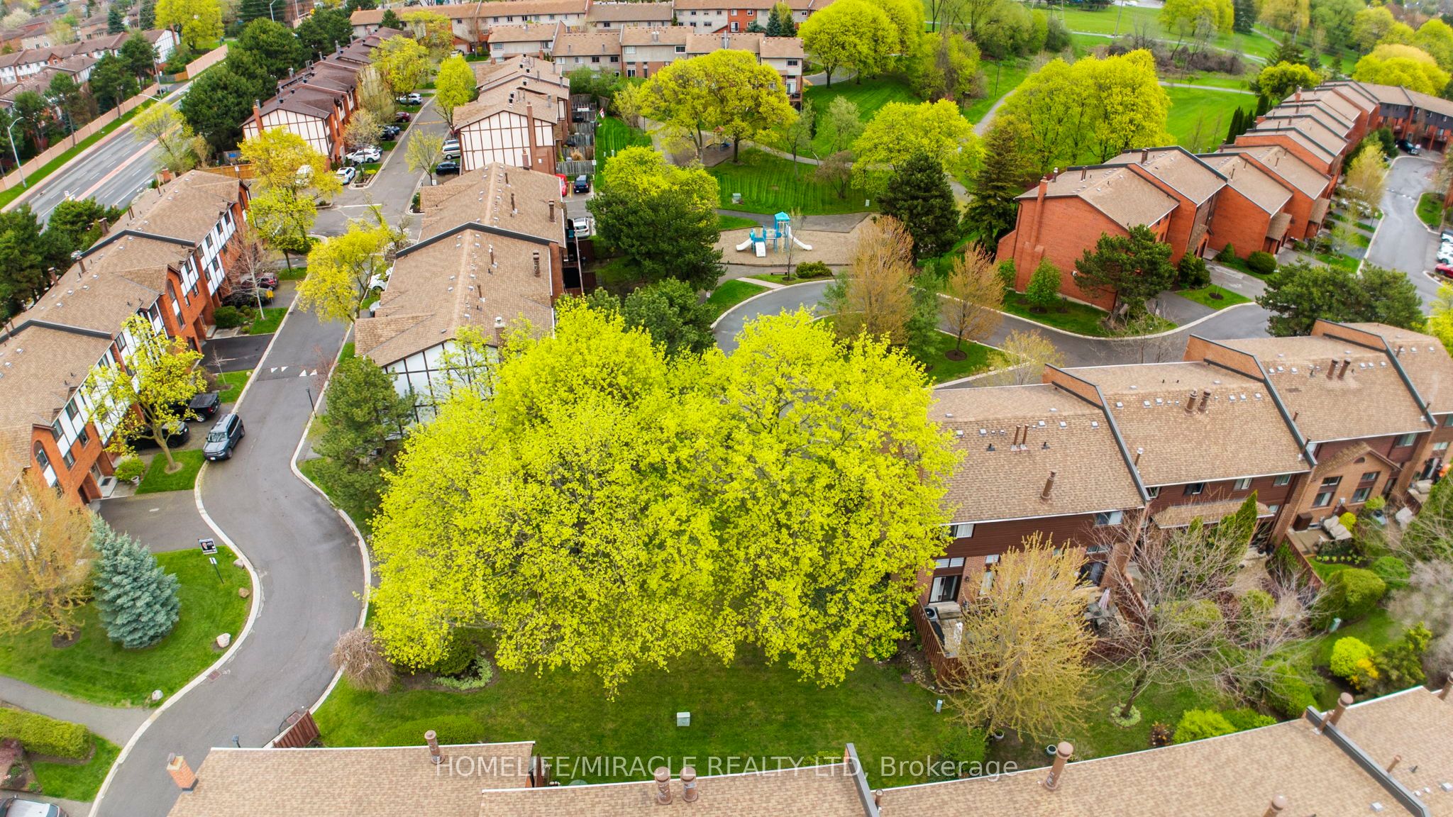 Additional image 3 of 32-4165 Fieldgate Drive, Mississauga, ON, L4W 2M9