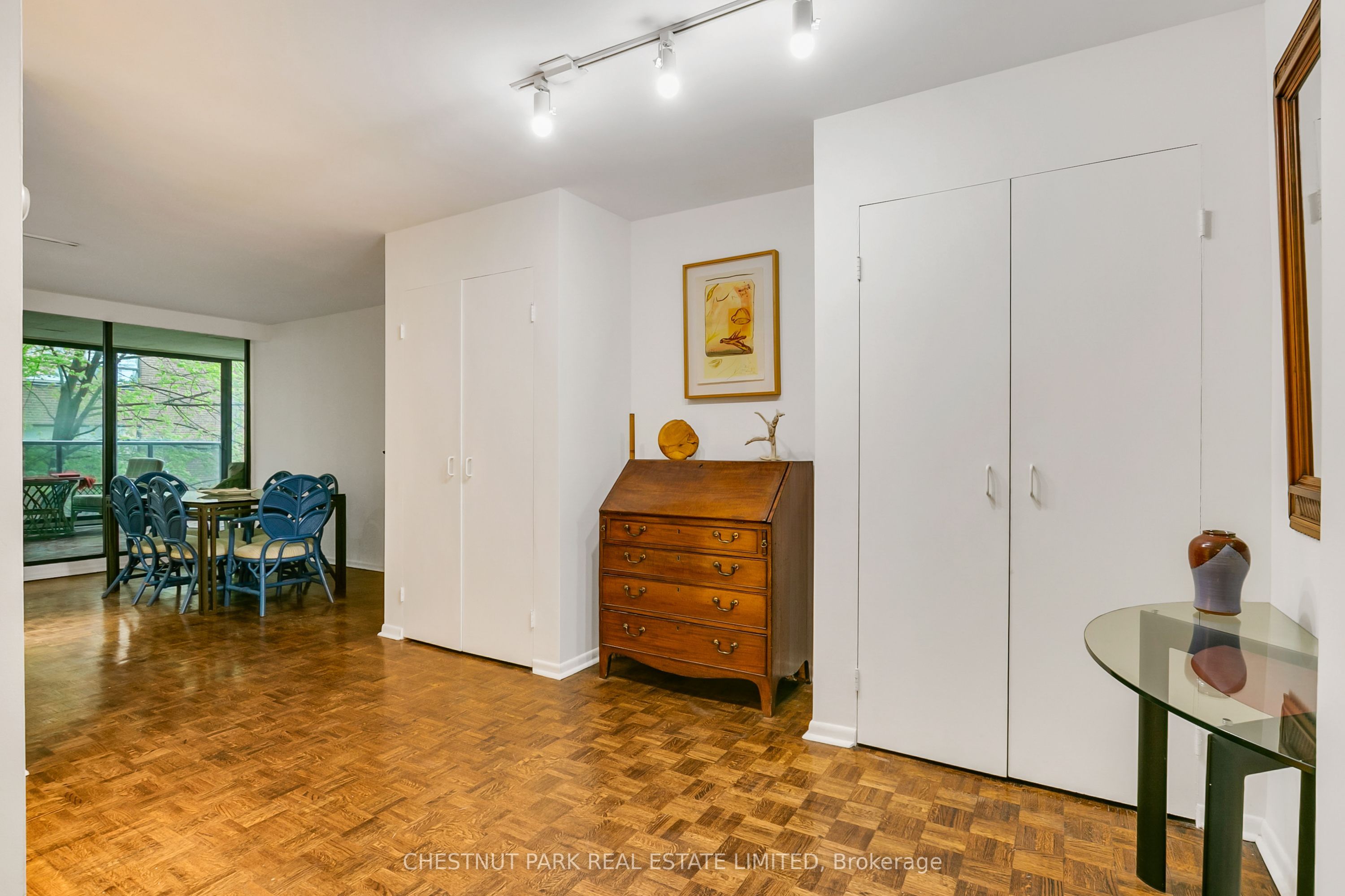 Additional image 4 of 405-70 Montclair Avenue, Toronto, ON, M5P 1P7