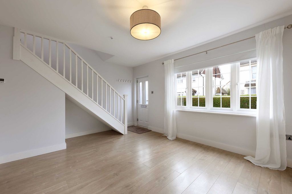 Additional image 3 of 3 bed semi-detached house for saleHorseshoe Crescent, Beaconsfield, Buckinghamshire HP9