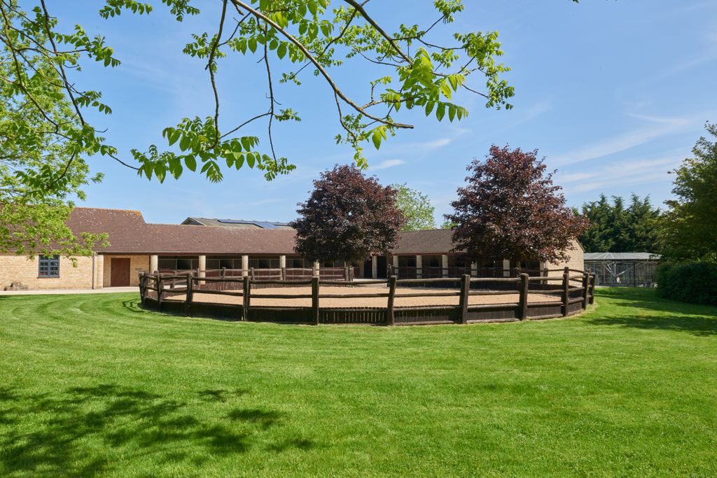 Additional image 11 of 9 bed property for saleLadyswood House Sherston, Wiltshire SN16