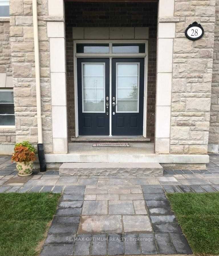 28 Montpelier Street, Brampton, ON, L6Y 6A6 photo 3