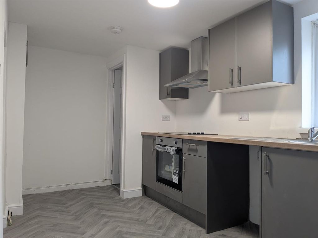 Additional image 6 of 3 bed terraced house to rentNewport Road, Cwmcarn, Newport NP11