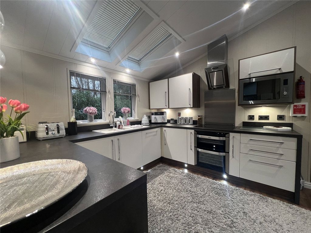 Additional image 5 of 3 bed detached house for sale5 St. Mary's View St, Kiln Park, Tenby, Pembrokeshire SA70