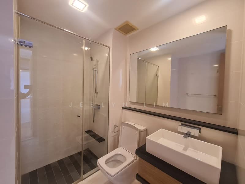 18 Marina Boulevard photo 4