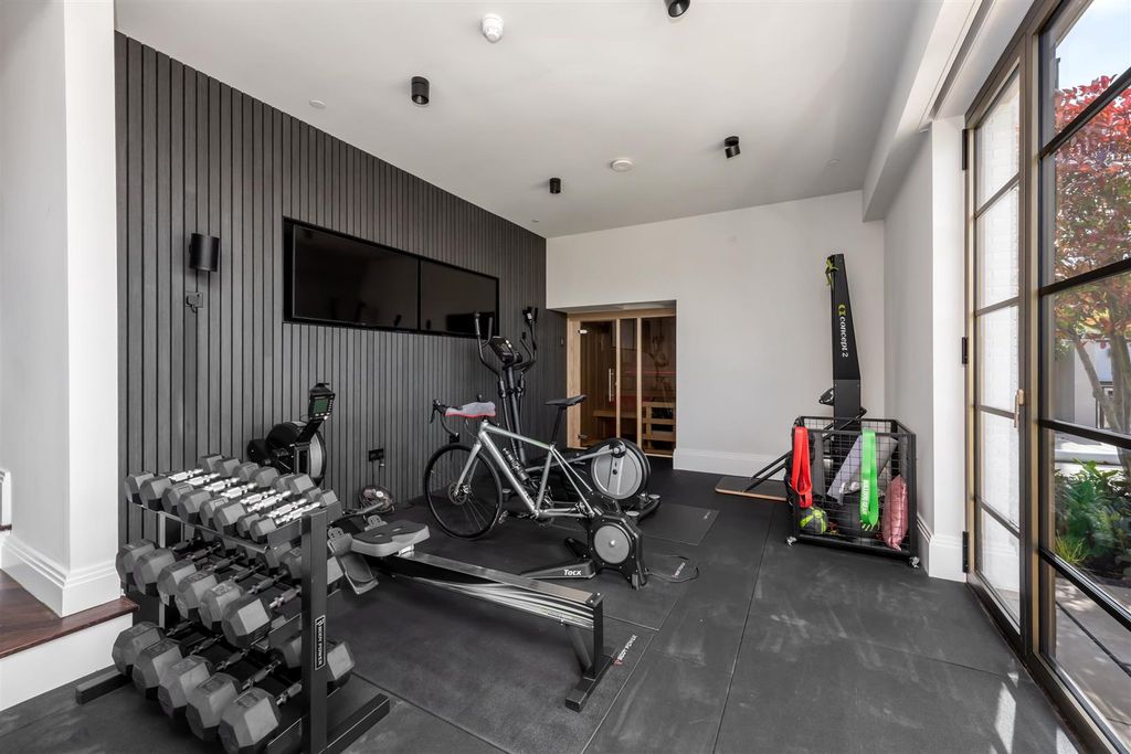 Additional image 36 of 4 bed property to rentDyke Road Avenue, Hove BN3