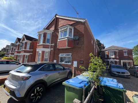 Winchester Road, Southampton SO16