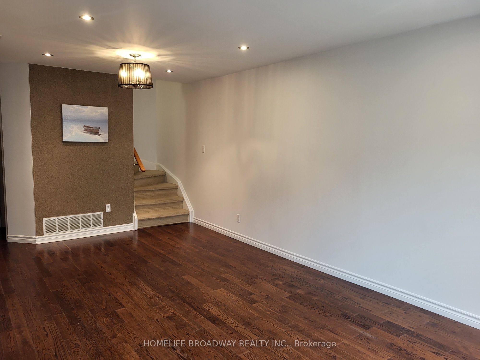 44-151 Townsgate Drive, Vaughan, ON, L4J 8J7 photo 2