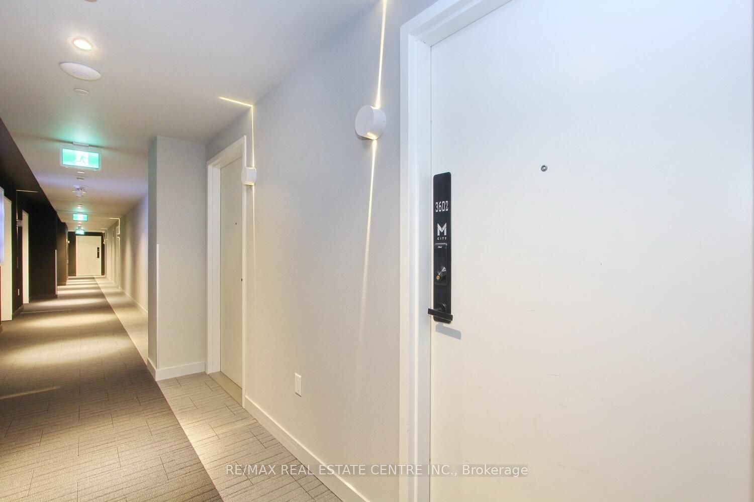 Additional image 4 of 3602-3900 Confederation Parkway, Mississauga, ON, L5B 4M6