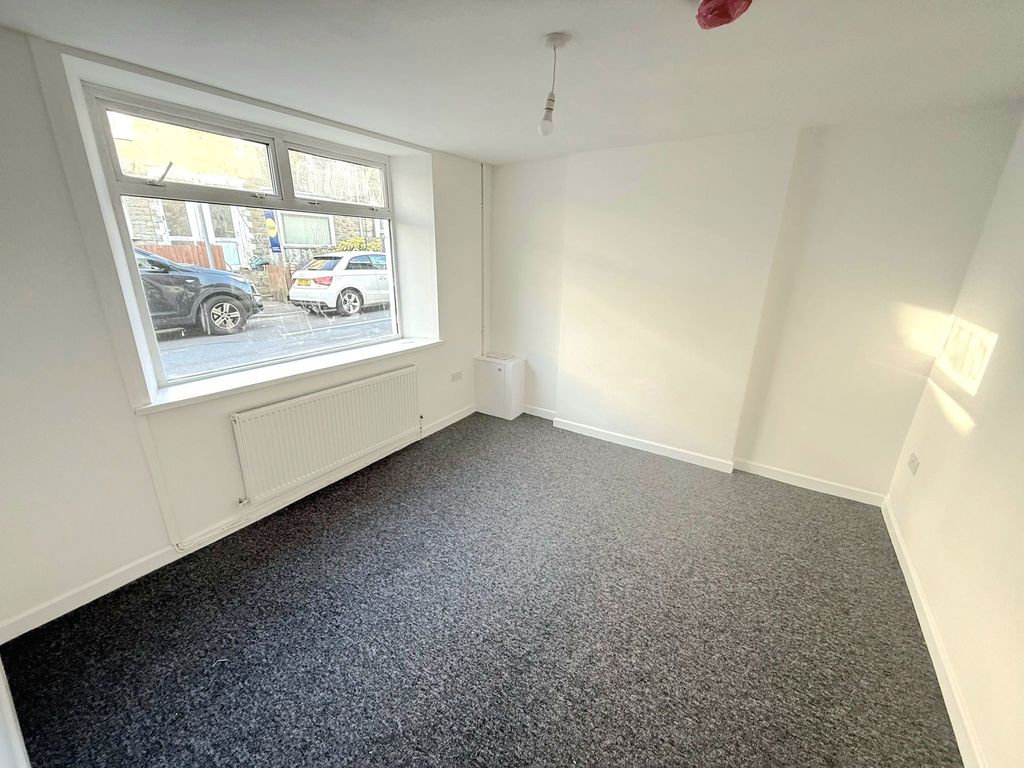 Additional image 4 of 3 bed terraced house to rentAlma Street, Abertillery NP13