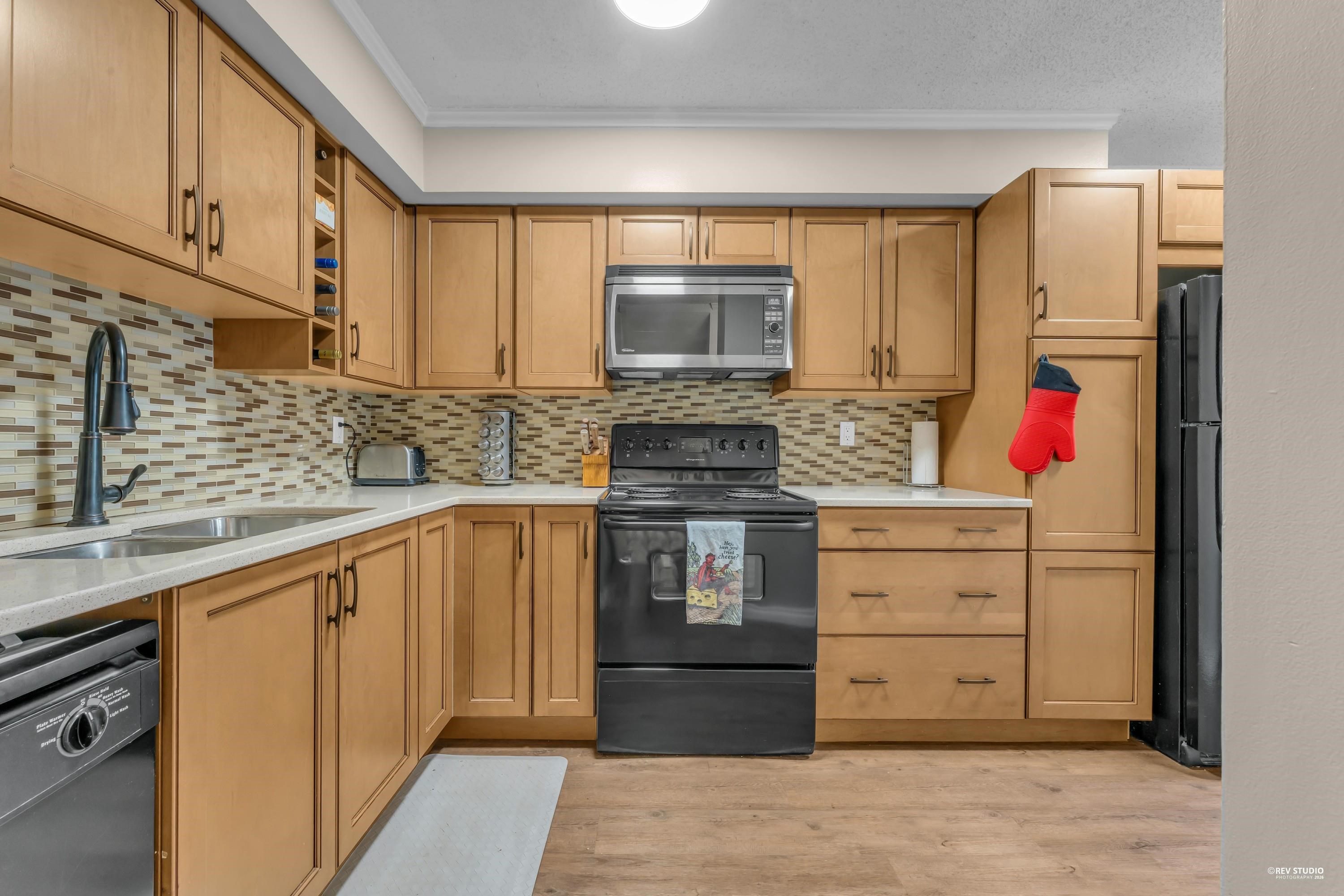 Additional image 3 of 202 Cardiff Way, Port Moody, BC, V3H 3X8