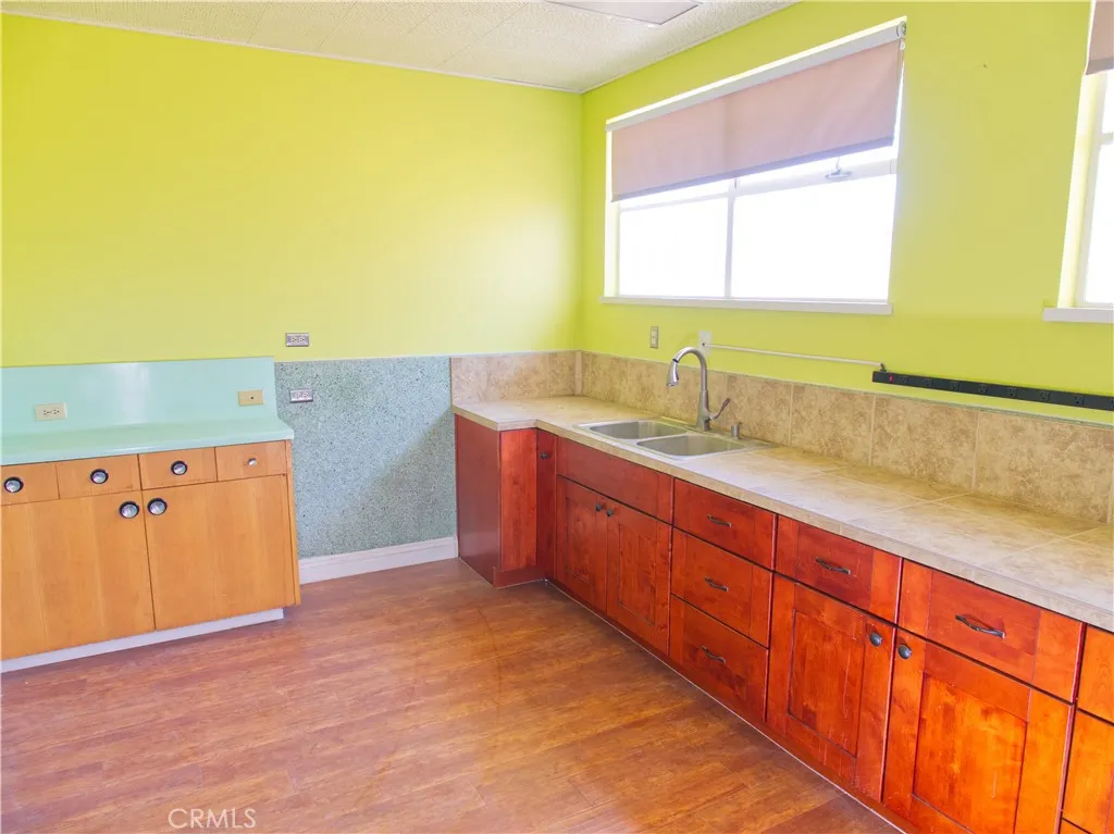 Additional image 29 of 900 E Main Street, Barstow, CA 92311