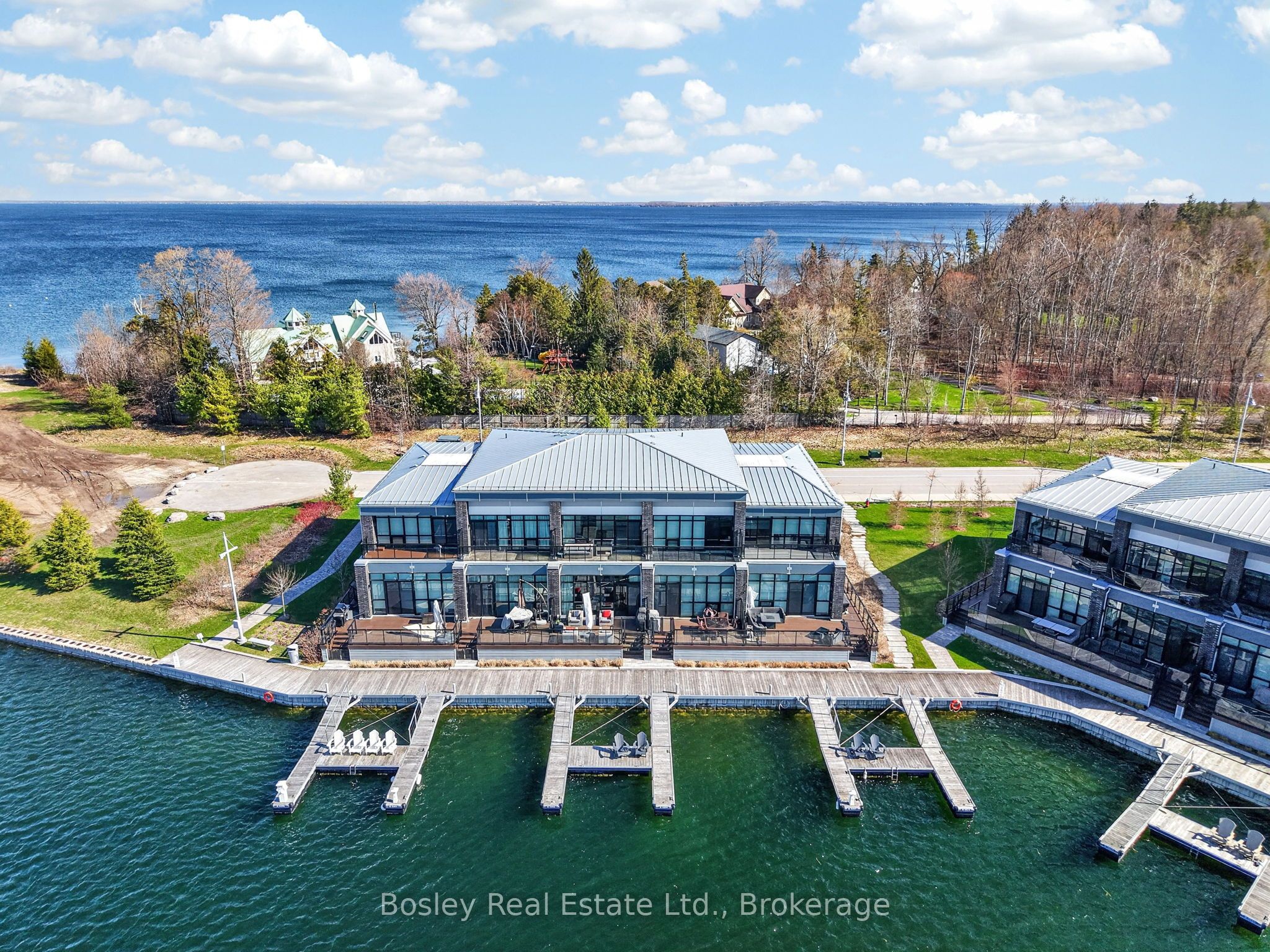 3493 Riva Avenue, Innisfil, ON, L9S 0L5