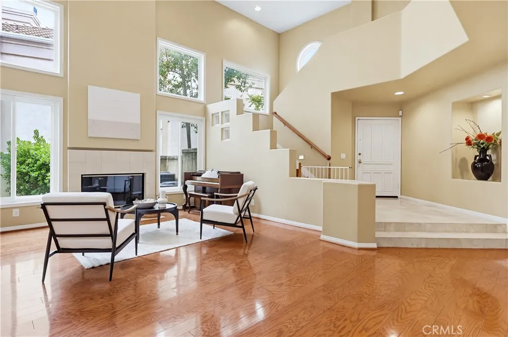 Additional image 4 of 23194 Park Blanco, Calabasas, CA 91302