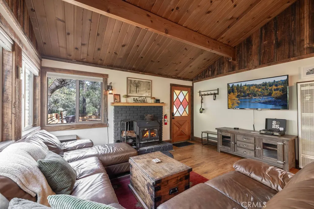 Additional image 6 of 212 Moreno Ave, Sugarloaf, CA 92386