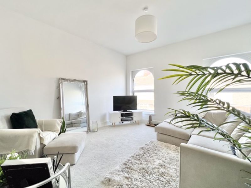 Additional image 3 of 2 bed flat to rentSea View Street, Cleethorpes DN35
