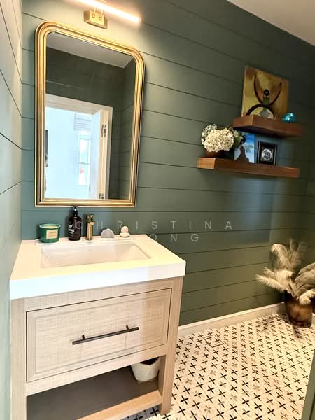 62 Swiss View photo 2