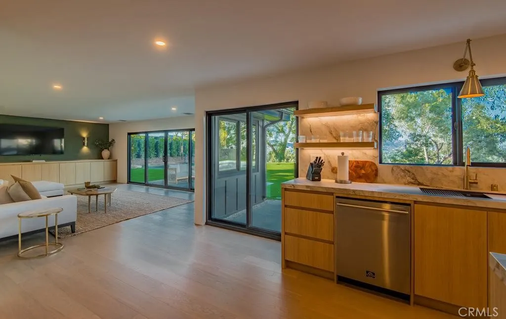 Additional image 55 of 24245 Hatteras St, Woodland Hills, CA 91367