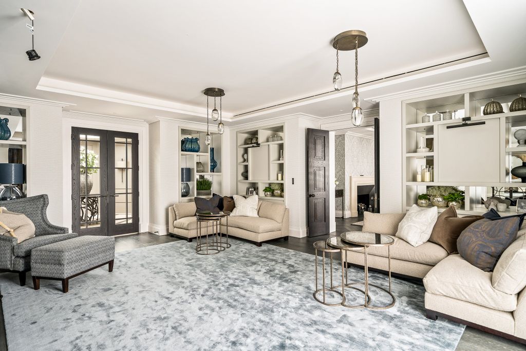 Additional image 4 of 5 bed flat to rentPrinces Gate, Knightsbridge, London SW7, United Kingdom