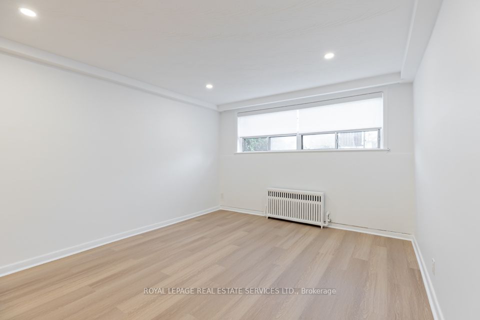 Additional image 3 of Lower-315A Indian Grove N/a, Toronto, ON, M6P 2H6