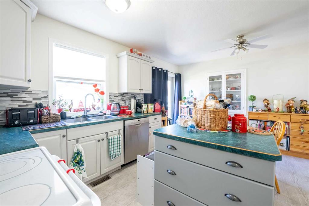 Additional image 5 of 734 4 Street S, Lethbridge, AB, T1J 2B1