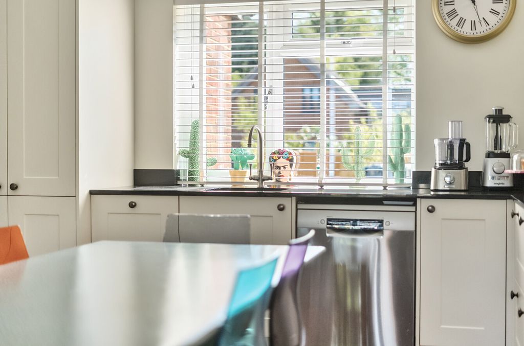 Additional image 5 of 4 bed semi-detached house for saleHaslemere, Surrey GU27