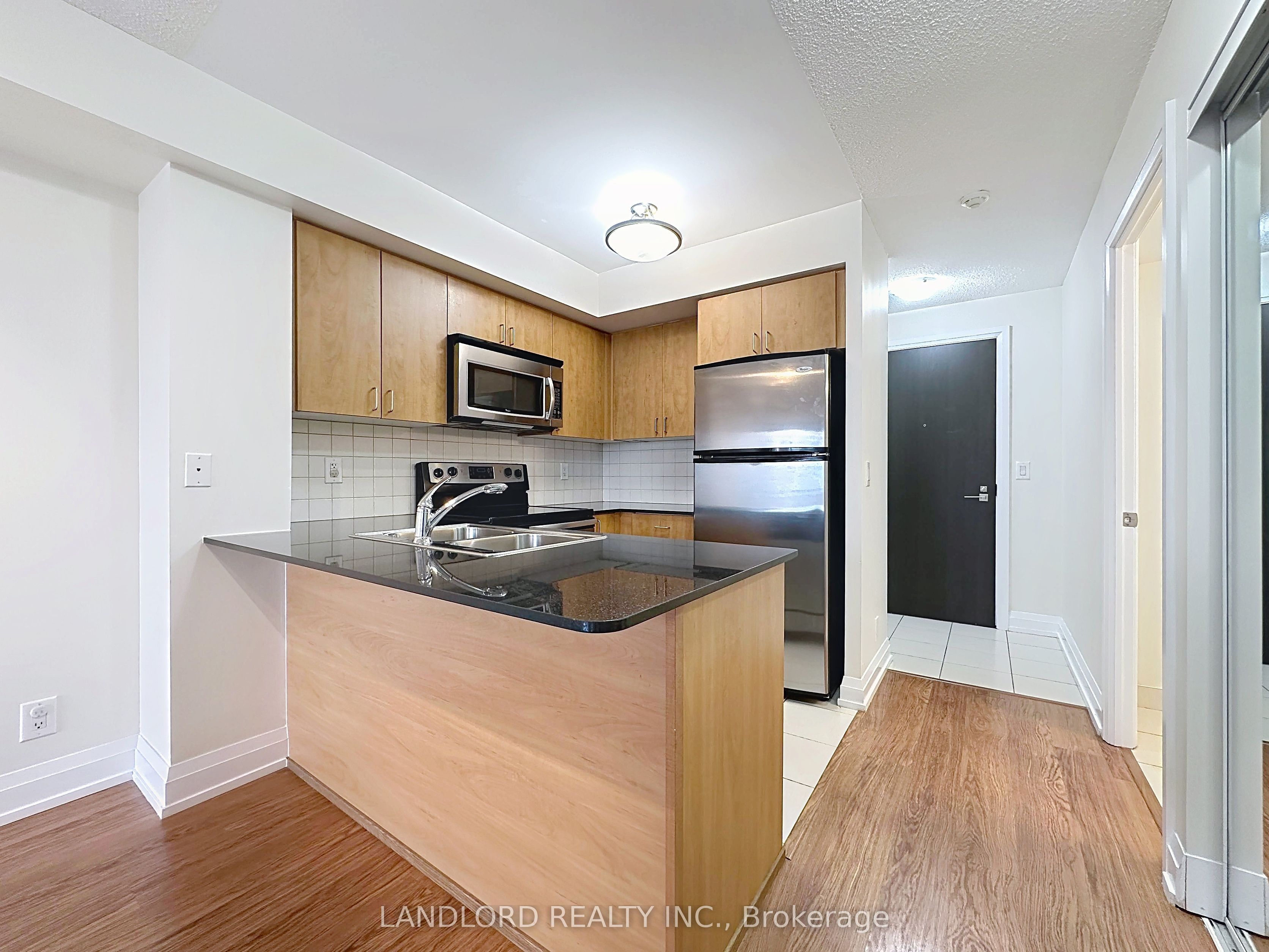 Additional image 4 of 801-1070 Sheppard Avenue W, Toronto, ON, M3J 0G8