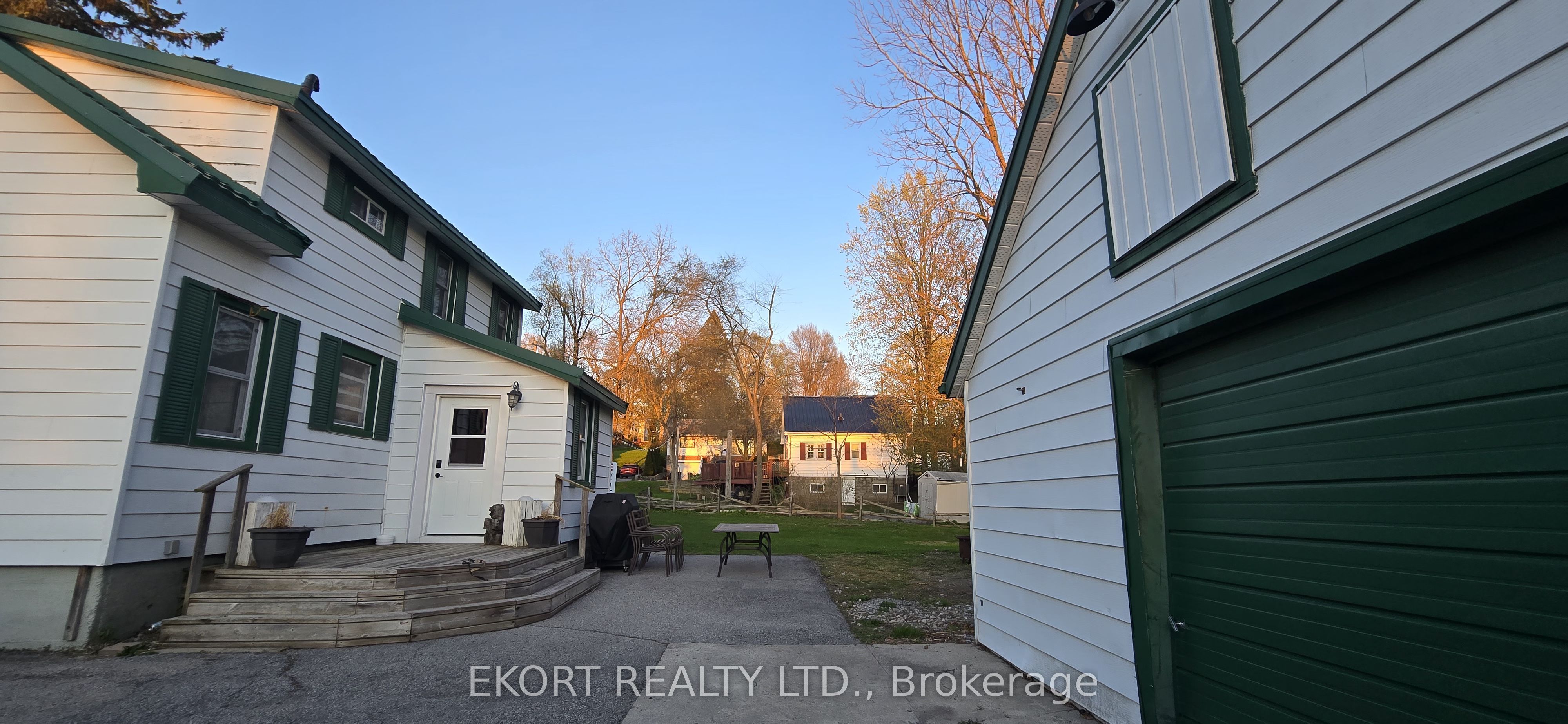 Additional image 2 of 4 South Street S, Prince Edward County, ON, K0K 2T0