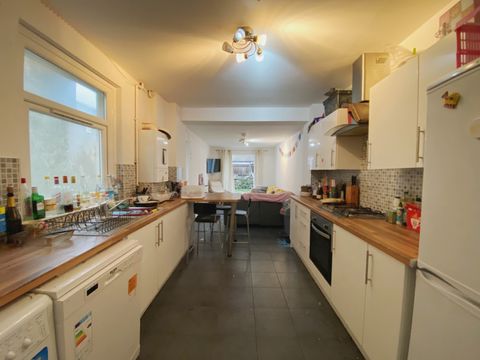 Coburn Street, Cathays CF24