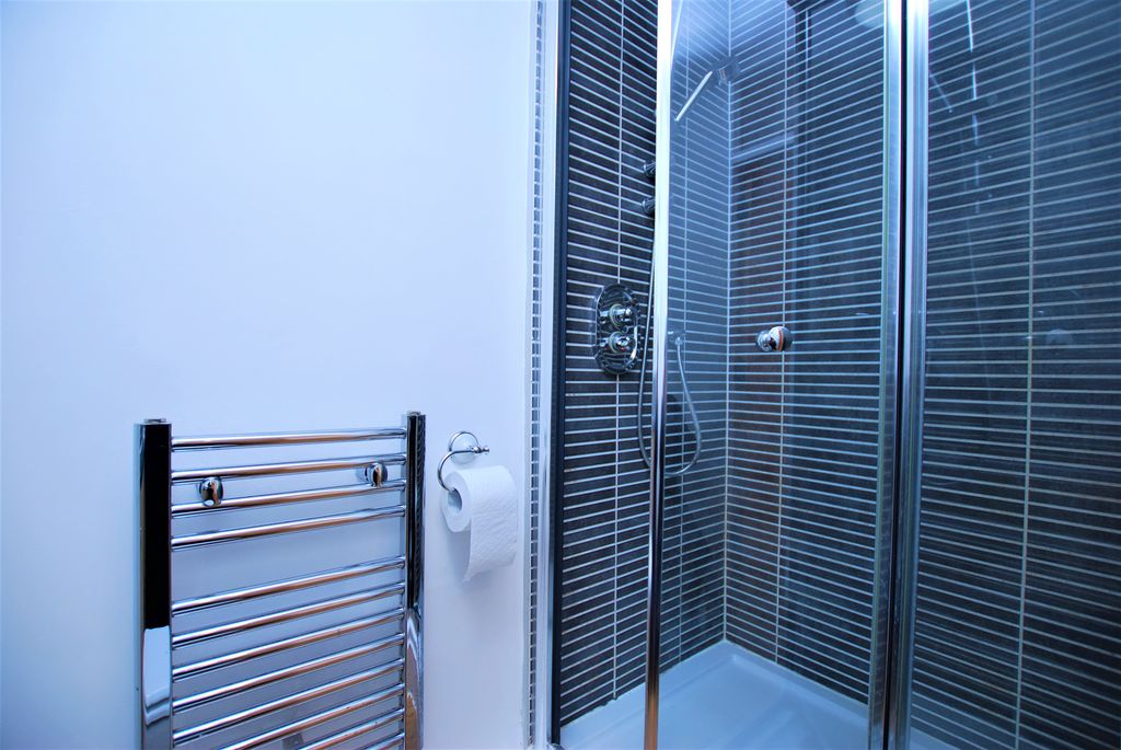 Additional image 6 of 1 bed flat to rentMathon Court, Cross Lane, Guildford, Surrey GU1