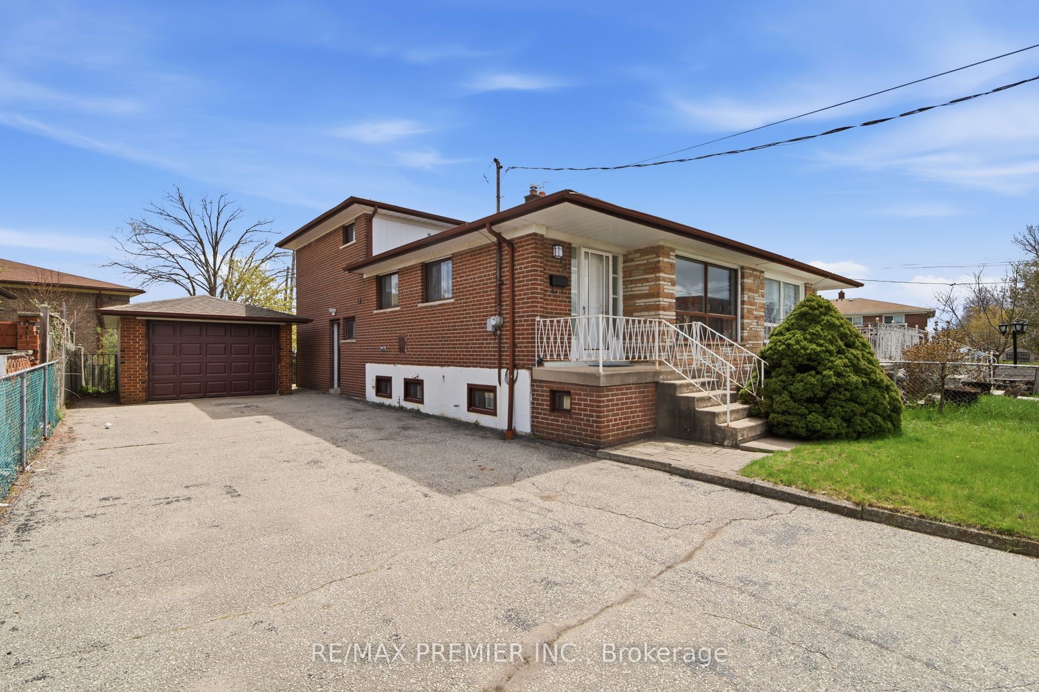 Additional image 2 of 55 Plunkett Road, Toronto, ON, M9L 2J4