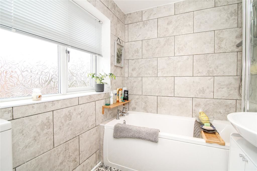 Additional image 7 of 3 bed semi-detached house to rentKeith Crescent, Grimsby DN37