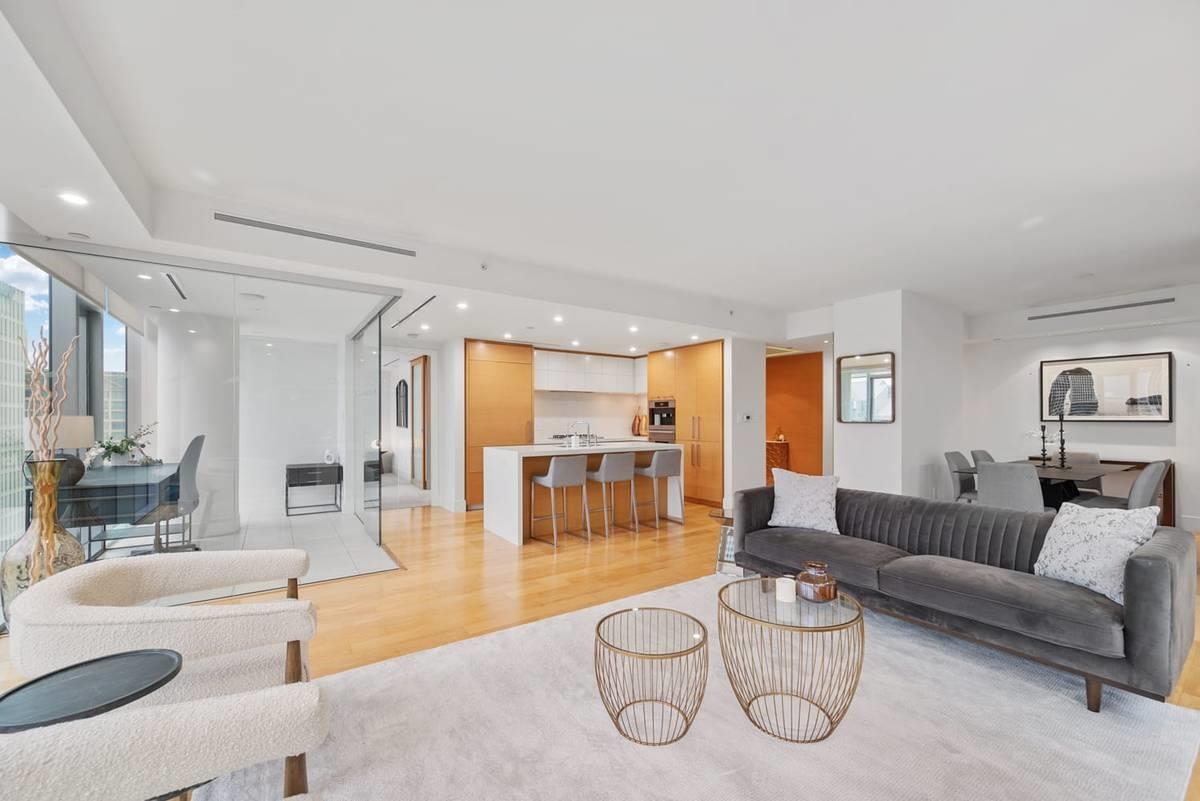 Additional image 5 of 2X02-667 Howe Street, Vancouver, BC, V6C 2T4