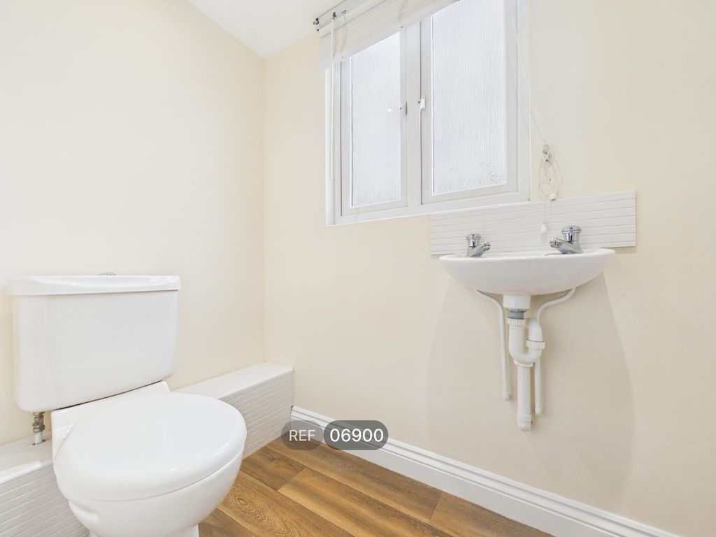 Additional image 11 of 4 bed detached house to rent64, East Of England Way, Peterborough PE2