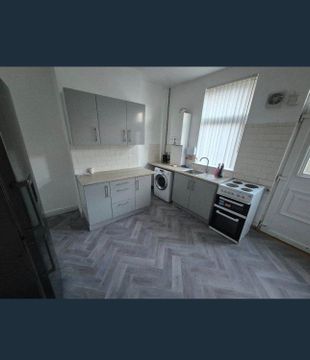 Addison Road, Sheffield S5, Room to rent